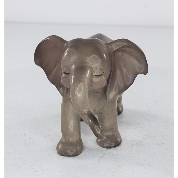 Josef Originals Elephant Figurine Mom Trunk Down - Picture 2 of 6